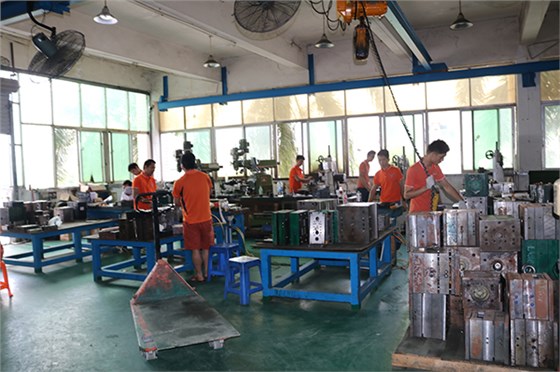 塑胶火博(中国)厂博腾纳——匠心打造火博(中国) 塑胶火博(中国)厂博腾纳——匠心打造火博(中国)