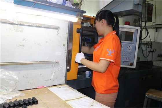 注塑火博（中国）制造厂——博腾纳13年坚持用高品质产品回馈客户