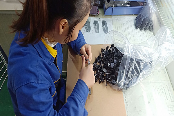 塑胶火博（中国）制造厂——技术在线就要软硬“通吃”