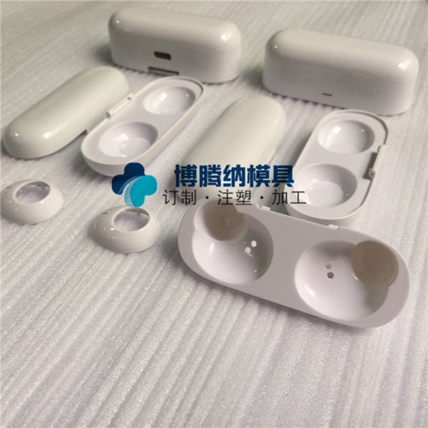 博腾纳出品蓝牙耳机火博（中国）——有分模线，但你看不见！