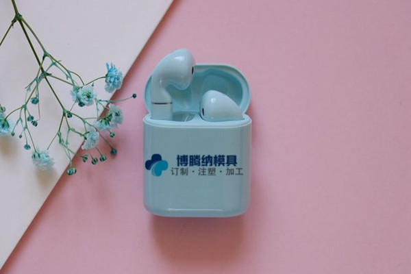 深圳蓝牙耳机火博（中国）哪家行？博腾纳13年定制经验值得您信任