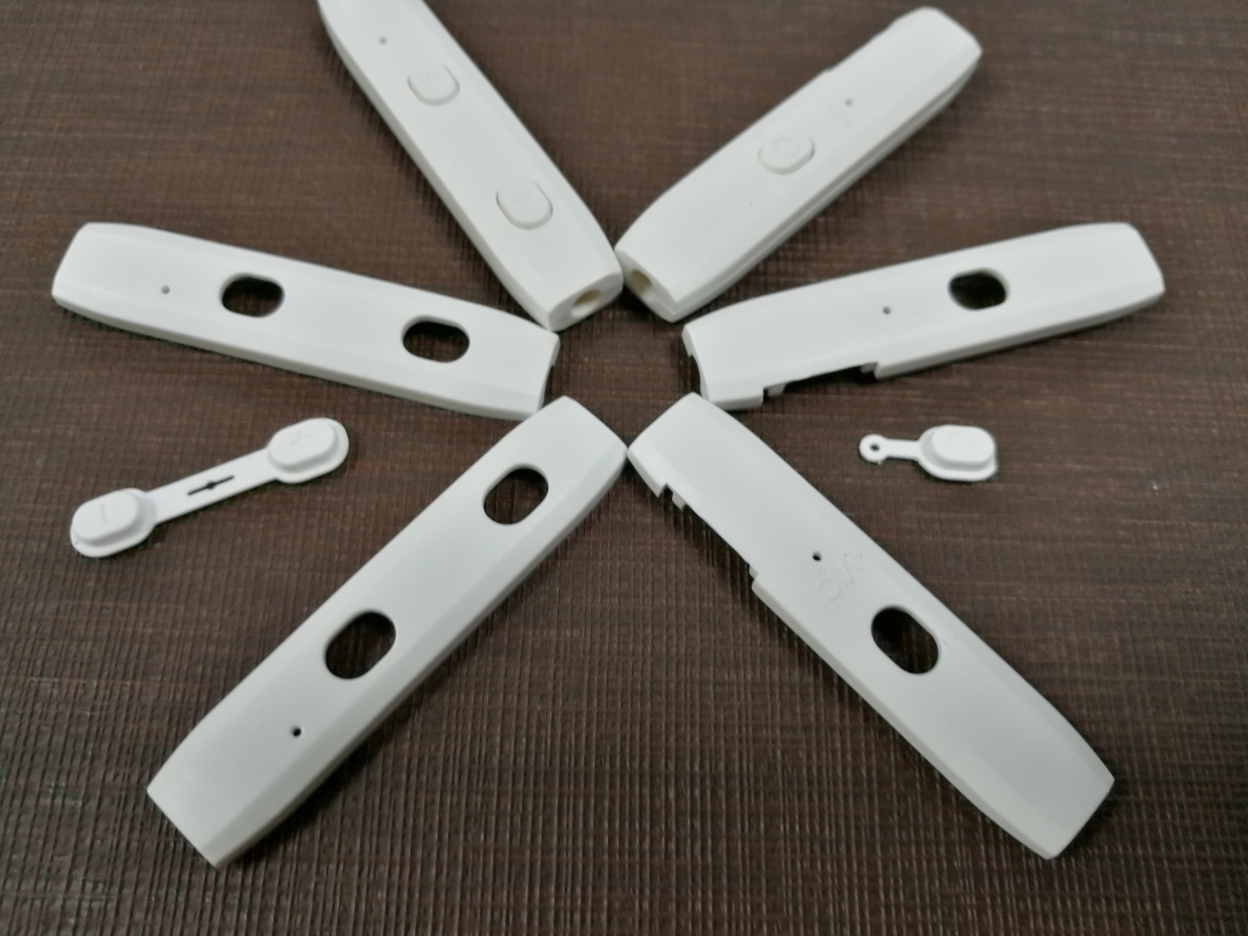 TWS无线蓝牙耳机外壳_注塑加工